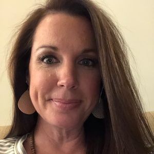 Meet your Posher, Mandi